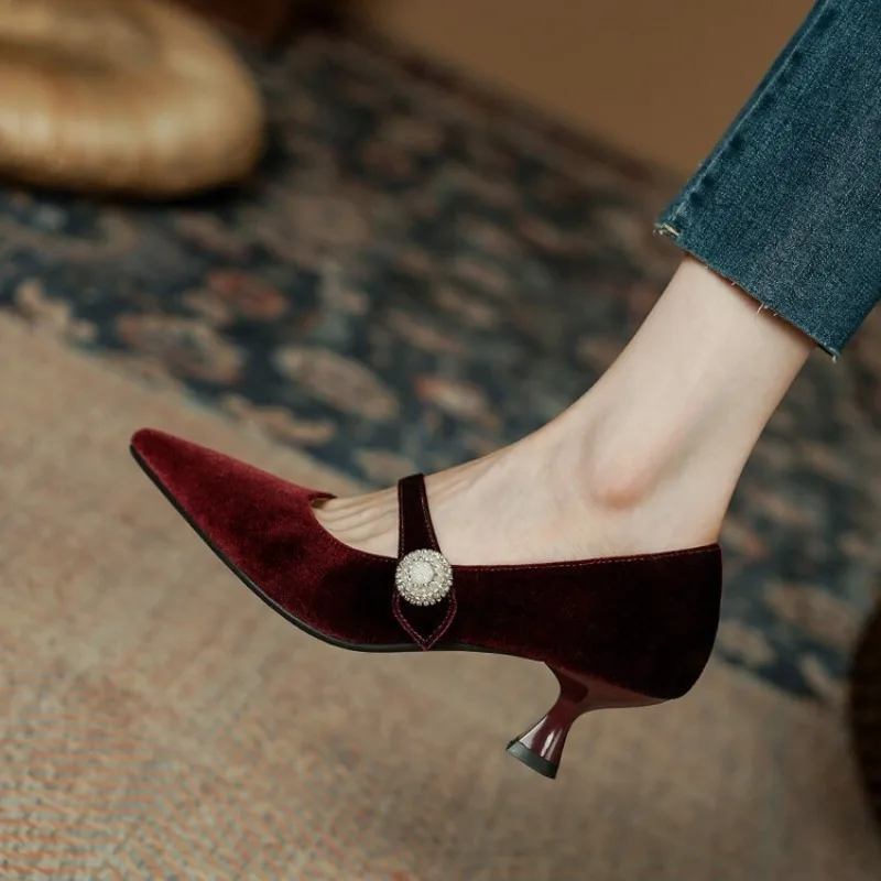 Vintage Old Fashion - Wine Red Pointed Toe Mary Jane