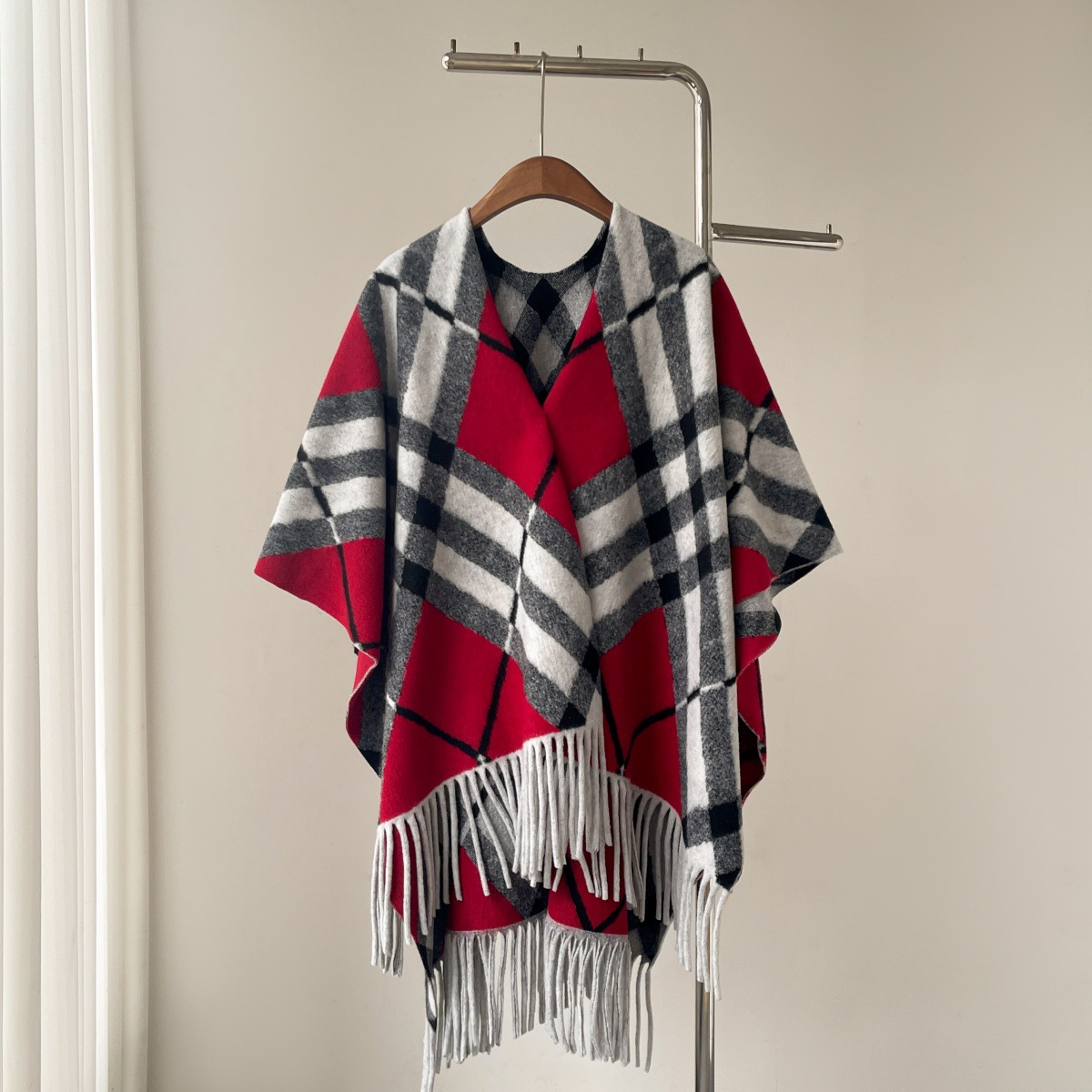 Vintage Fashion Wear - Vintage Plaid Winter Fringed Poncho Cape