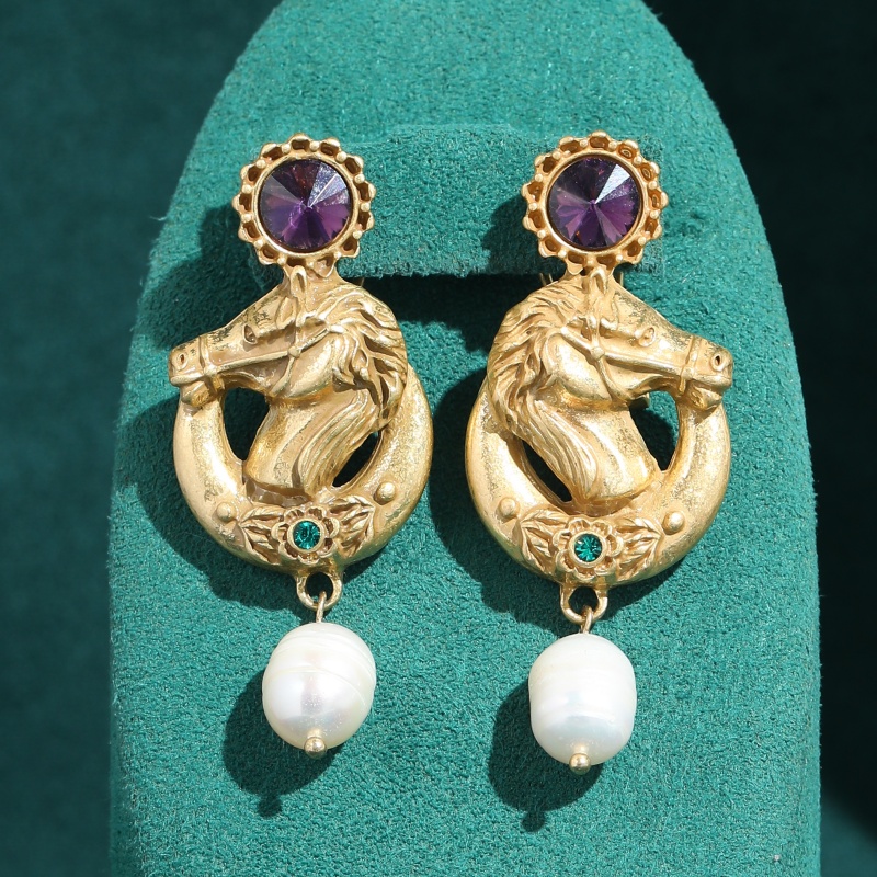 Vintage Purple Crystal Horse H - Vintage Fashion Jewelry Brands 评论和价格