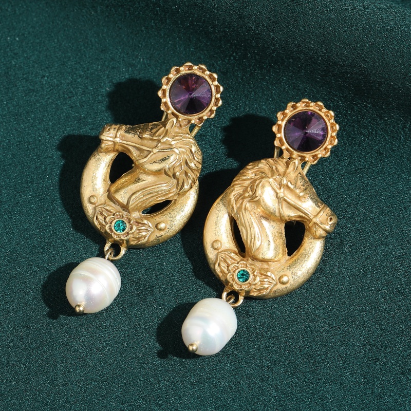 Vintage Purple Crystal Horse H - Vintage Fashion Jewelry Brands 评论和价格