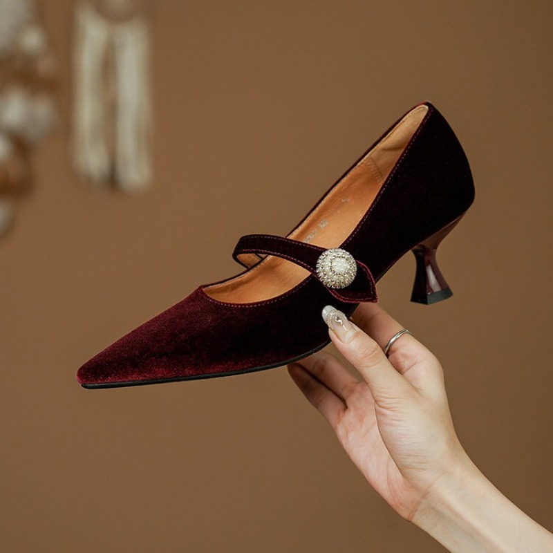 Wine Red Pointed Toe Mary Jane - Vintage Old Fashion 评论和价格
