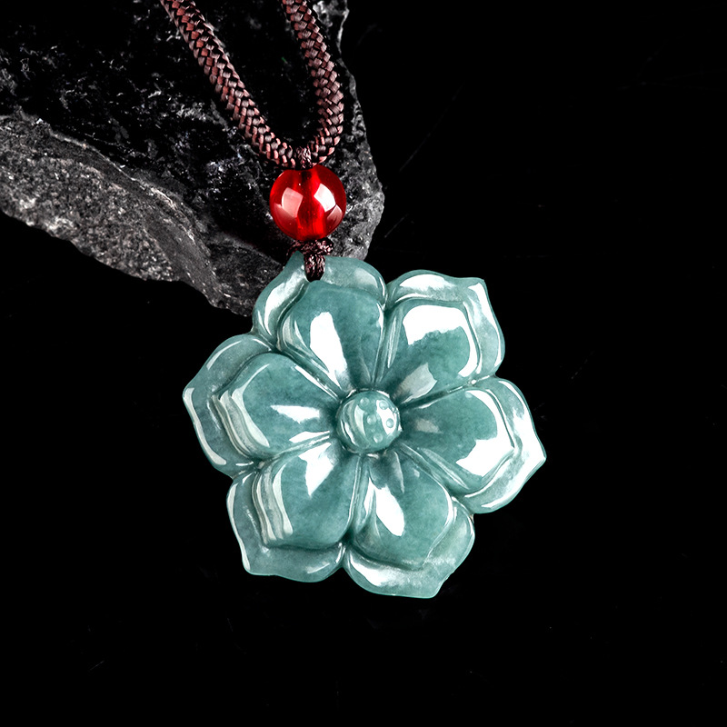 Burmese Jadeite Flower Pendant - Vintage Fashion 评论和价格