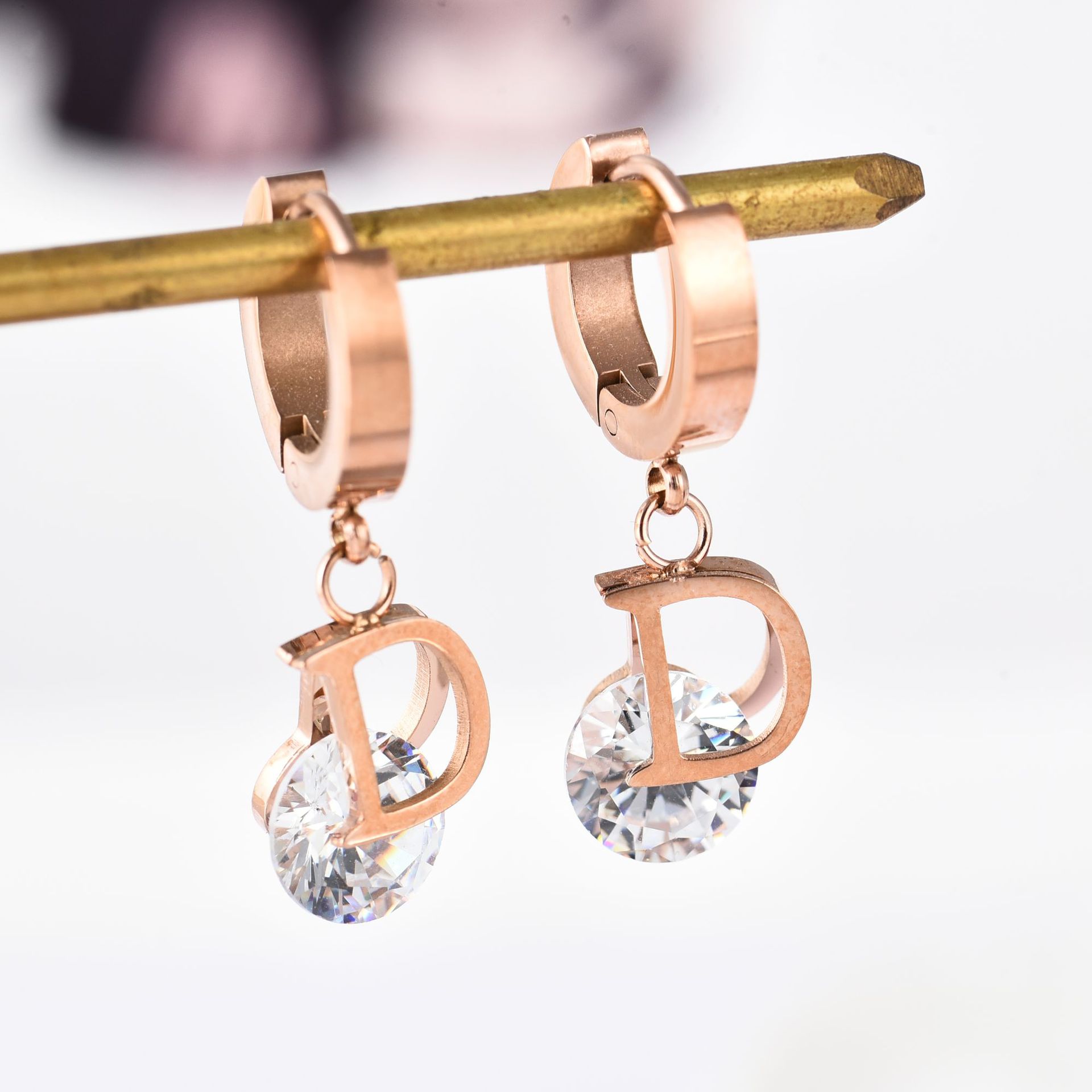 Vintage Luxury Letter D Crysta - Vintage Fashion Jewelry Brands 评论和价格