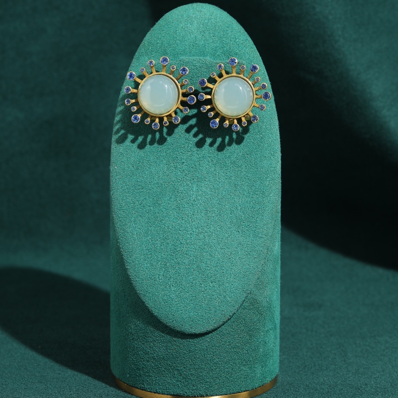 Vintage Green Agate Earrings A - Vintage Fashion Jewelry Brands 评论和价格