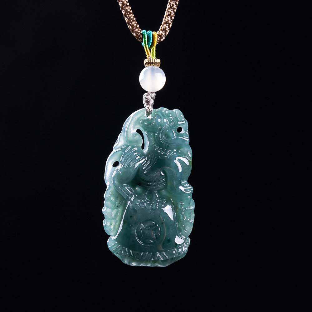 Burmese Jadeite Pixiu Pendant  - Vintage Fashion 评论和价格