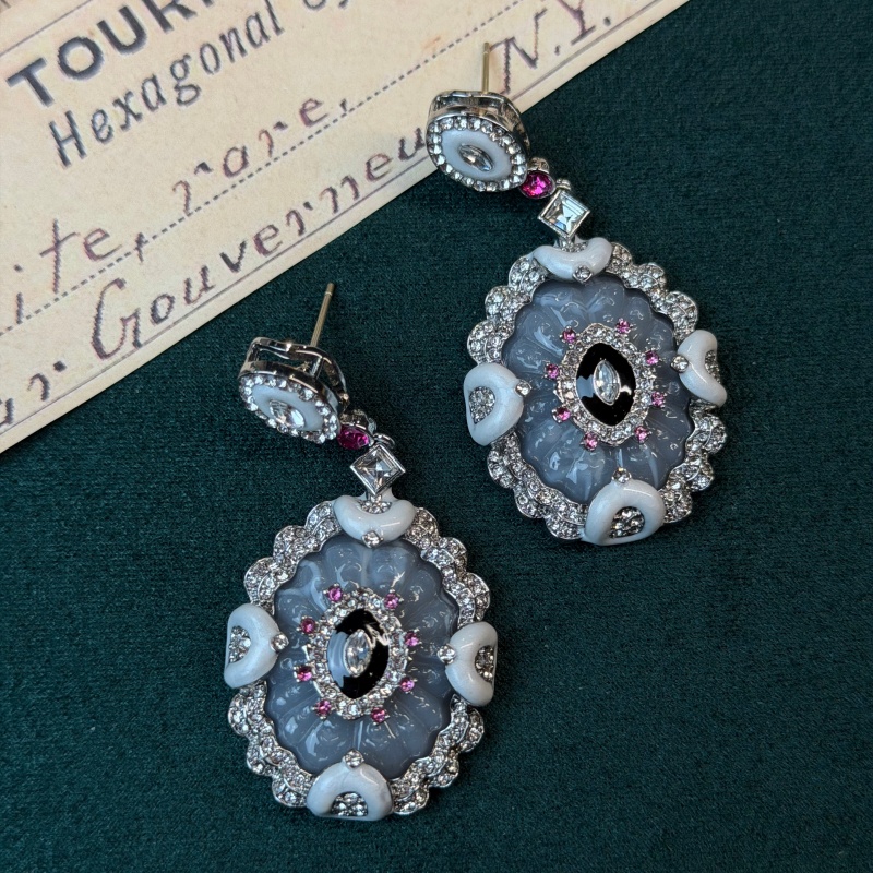  Vintage White Enamel Rhinest - Vintage Fashion Jewelry Brands 评论和价格