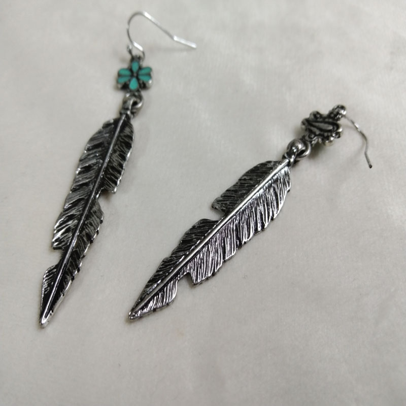 Antique Silver Feather Drop Ea - Vintage Fashion Jewelry Brands 评论和价格